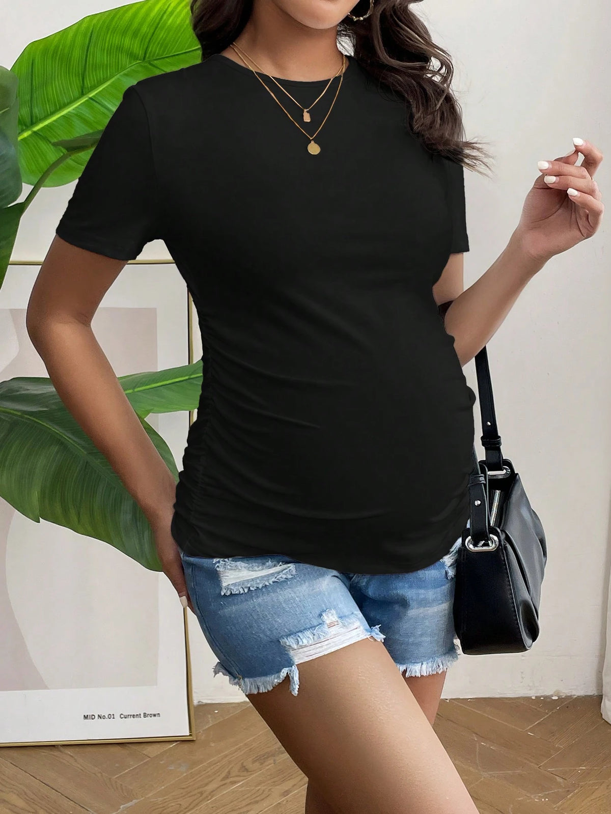 SHEIN Maternity Solid Color Side Ruched Slim Fit T-Shirt