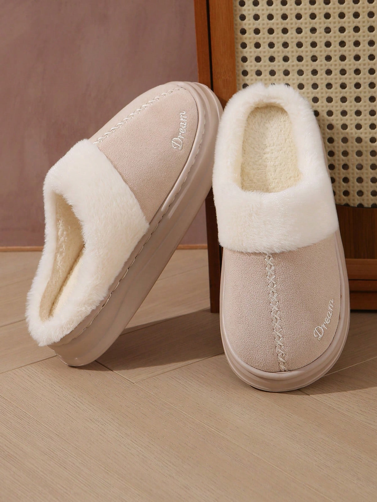 Plush Closed Toe Slippers, Warm Women's Slippers For Autumn Winter